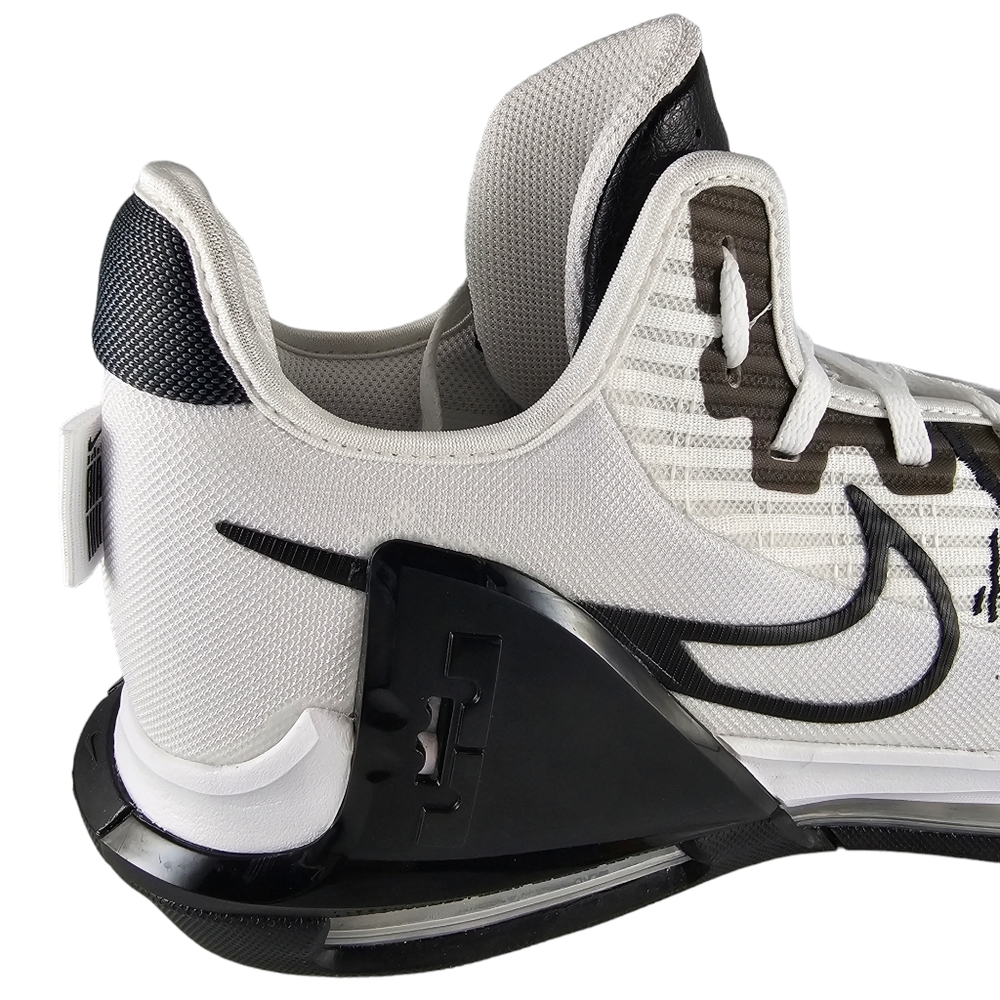 NWT Nike LeBron Witness 6 Men's Size 12 White and Black Basketball Sneaker Shoes - Picture 7 of 15